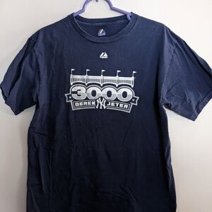 Majestic Derek Jeter 3000th Hit T-shirt. Medium